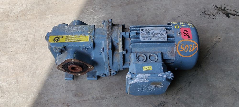 Motor electric trifazat cu reductor, 0.18kW, 17rpm, 380V