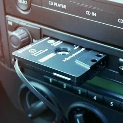 Caseta Auto Bluetooth +Microfon pt Sistemele Audio Vechi-Modul Aux-Z27