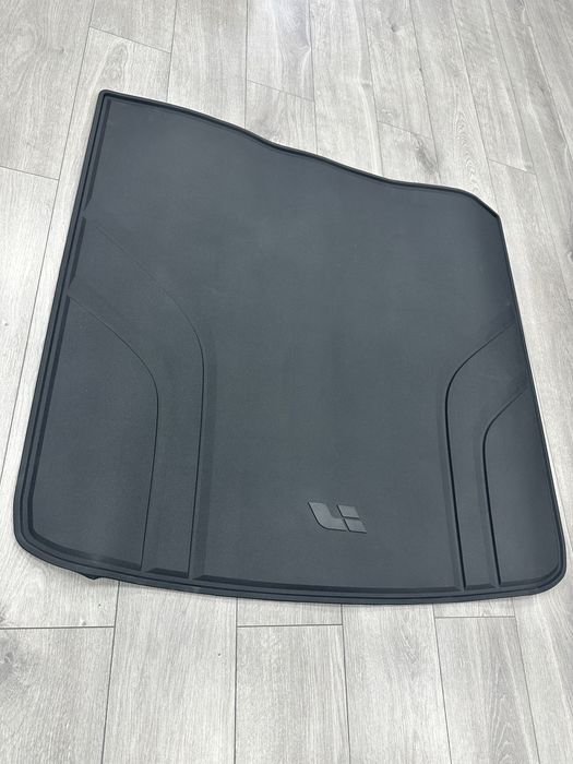 Lixiang l7 полик для багаждника.