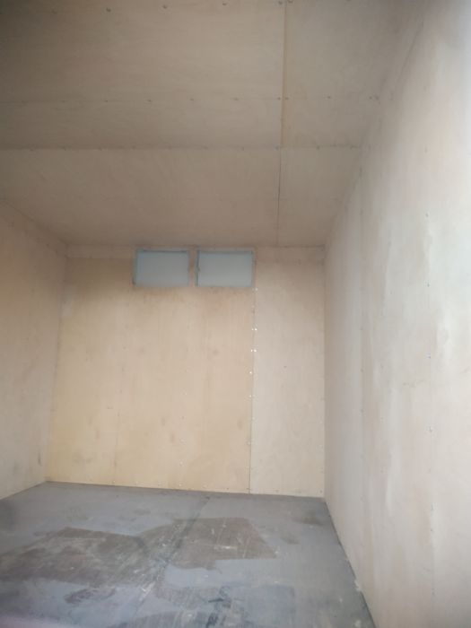 Uaz  sotiladi  pul zarir noldan terilgan