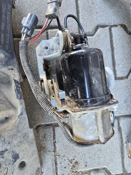 Оригинален компресор въздушно окачване-HITACHI  Land Rover Range Rover