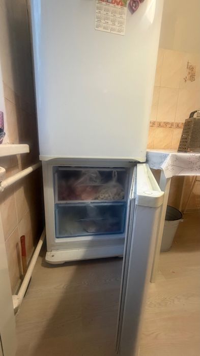 Продажа Холодильника