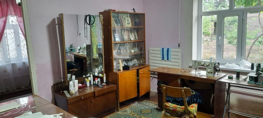Продаётся дом. 10 соток