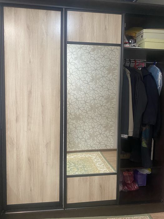 Продам шкаф купе.