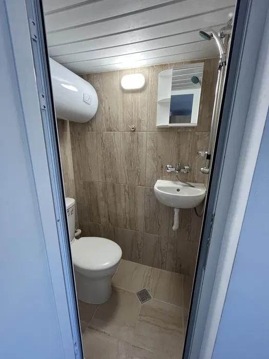 Дава се под наем Едностаен апартамент в Варна, Окръжна болница - 25 кв.м за 250 € - Снимка #4