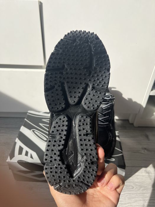 Off white BRB Black
