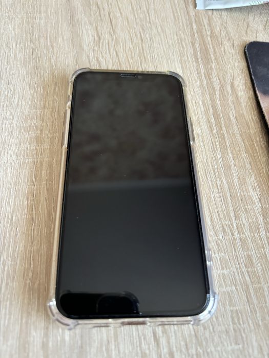 iPhone 11 Pro. продам