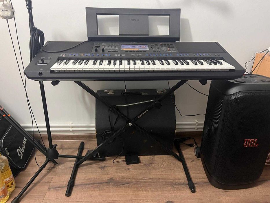 Orga Yamaha PSR SX 900