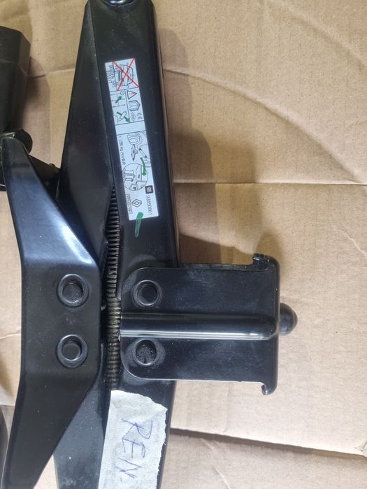 cric roti renault trafic dacia duster,nissan hyundai nou