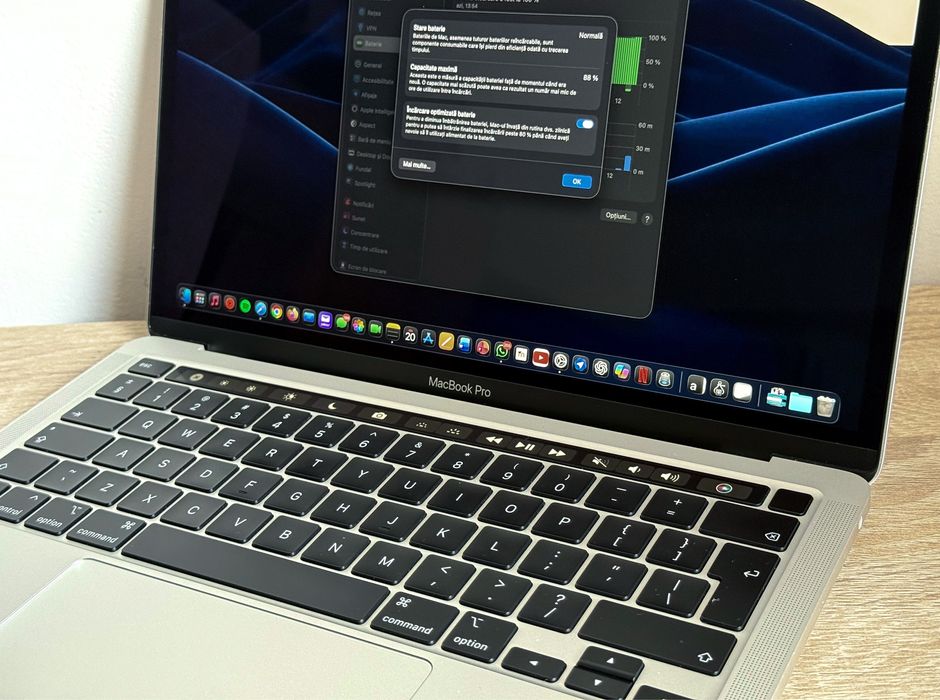 MacBook PRO M1 13 inch | 8GB Ram | 256 GB Full Box - stare foarte bună
