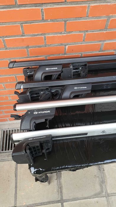 Hyundai Tucsan   напречни греди оргинални/ЦЕНА ЗА 1 СЕТ