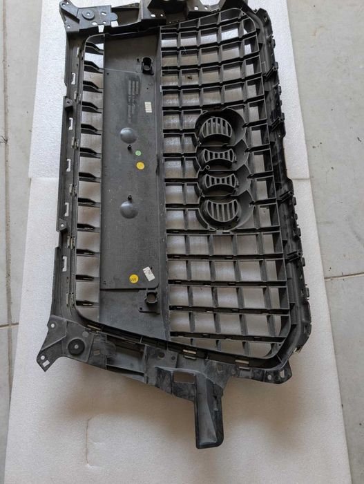 Audi Q5 13-17 S line централна решетка