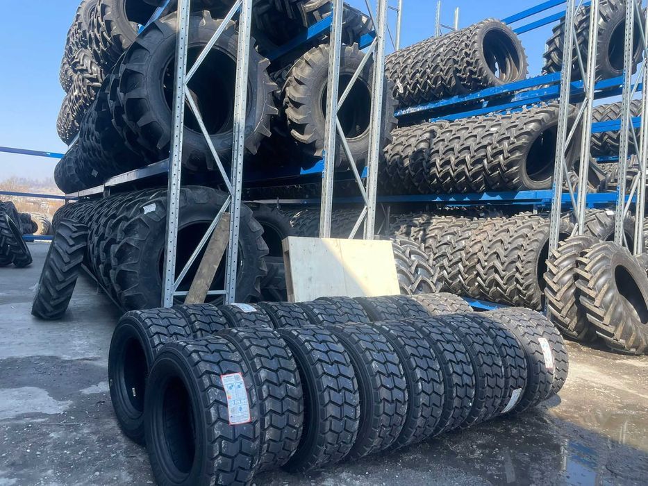 Cauciucuri 10-16.5 nhs anvelope bob cat miniincarcator