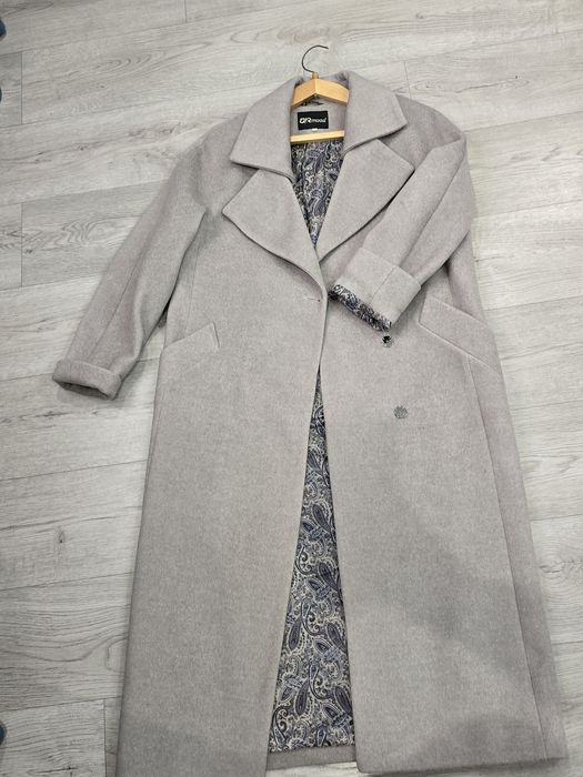 Длинное женское пальто