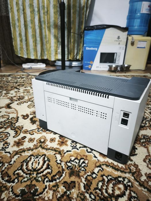 Принтер HP LaserJet M211dw