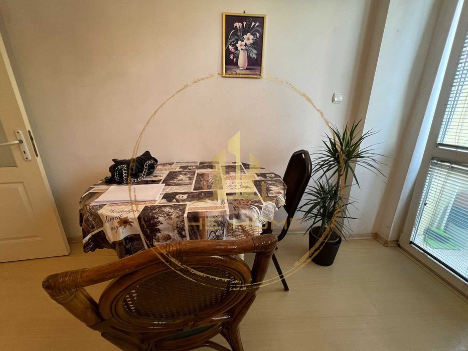 Дава се под наем Двустаен апартамент в Варна, Бриз - 60 кв.м за 300 € - Снимка #1