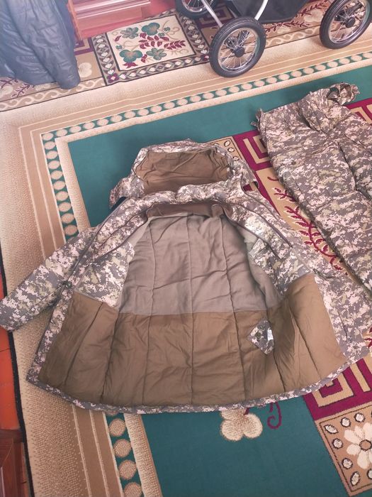 Военный  бучлад новый,и ещё есть