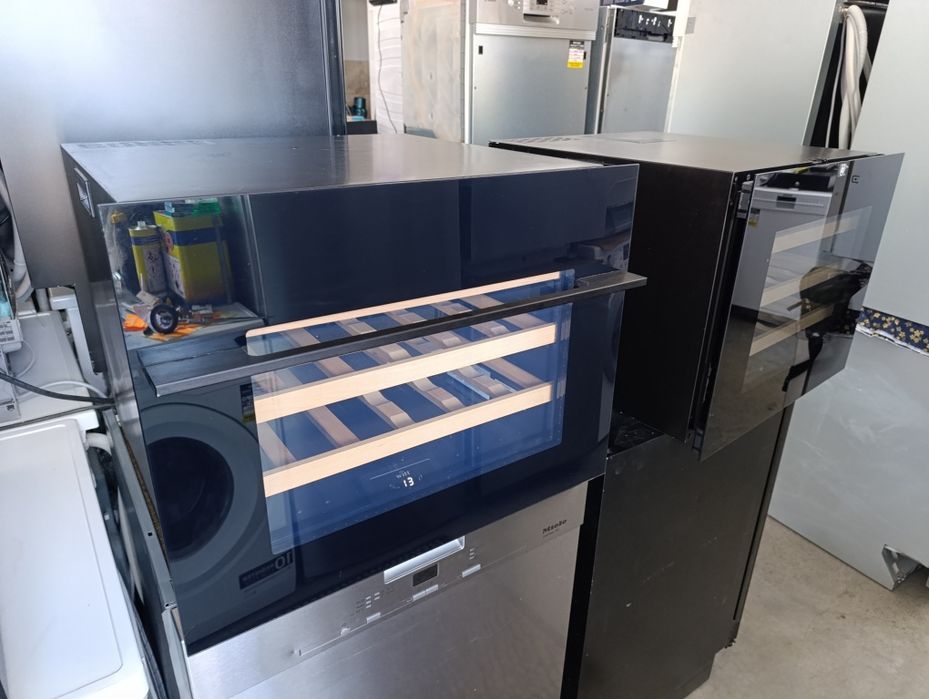 Нова!!! Витрина Охладител Witt  за вино и други