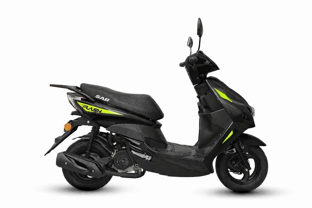 Scuter fara permis - scuter limitat la 25km/h - Casca cadou