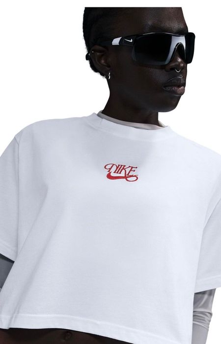 Къса памучна тениска Nike