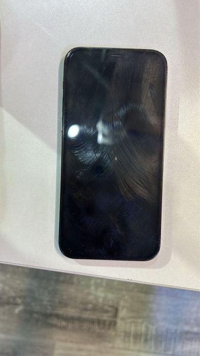 Iphone 12 pro.   /