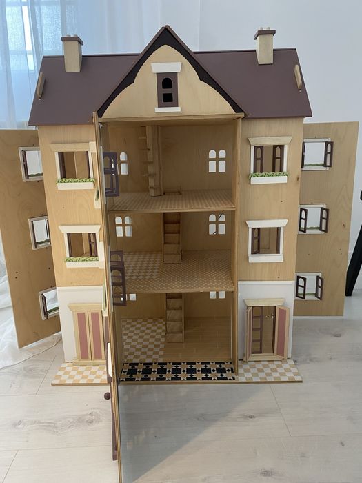 Casă de păpușă din lemn Fantail Hall Tender Leaf Toys cu 3 etaje