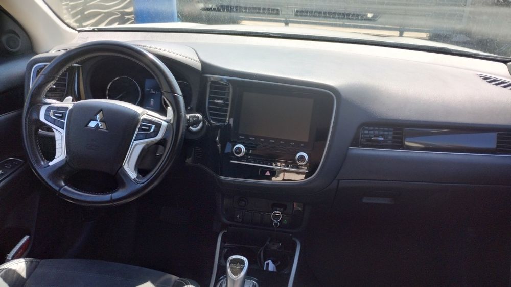 Mitsubishi Outlander PHEV