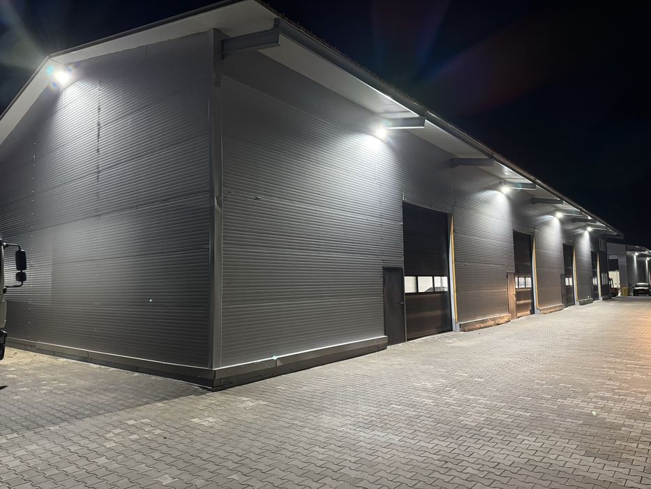 Hala/ spatiu depozitare/ birou