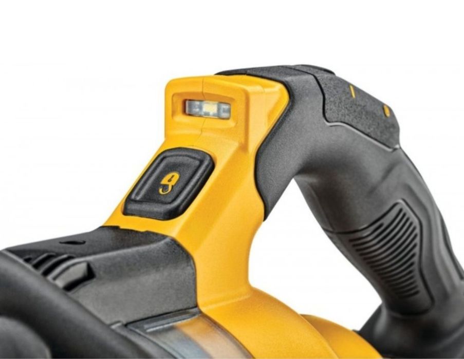 Акумулаторна прахосмукачка DEWALT DCV501LN