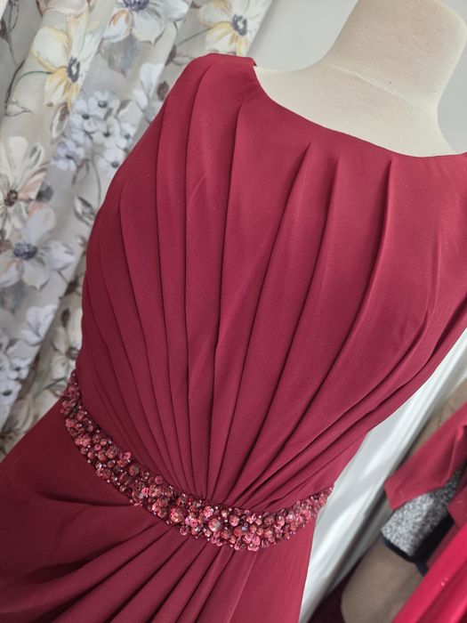 Елегантна рокля на Mascara London