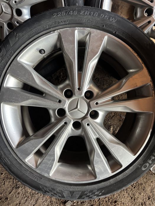 Продам диски с резиной 18