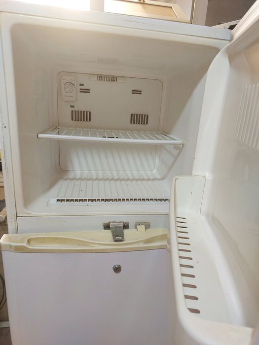 Продам холодильник LG сборка Корея