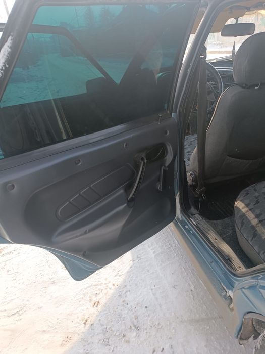 Машина хорошая 2115