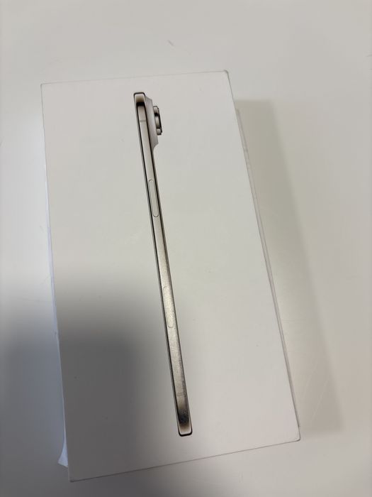 Apple iPhone Air 256GB Light Gold Sigilat