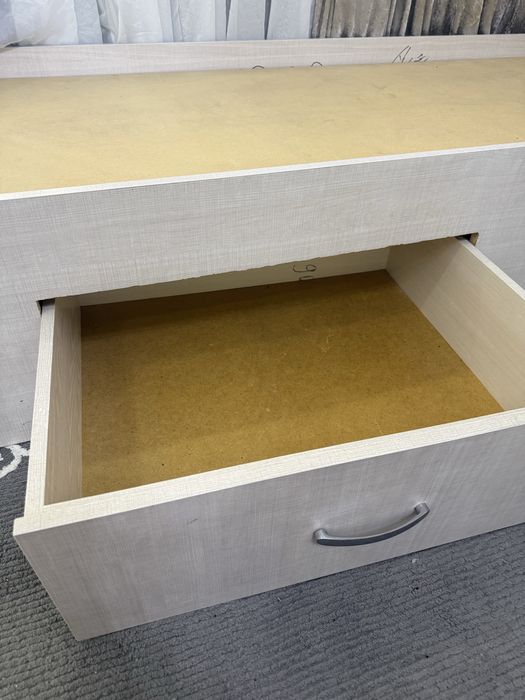 Продается кровать в отличном состоянии, как новая