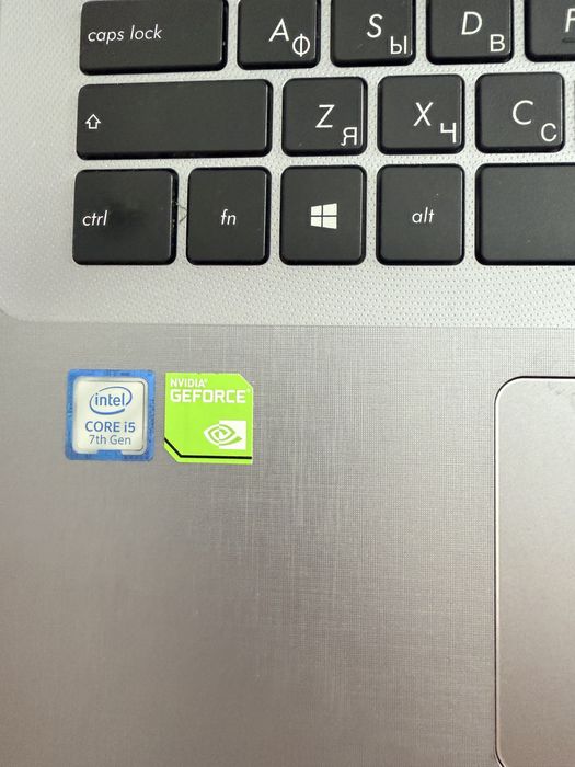 Ноутбук Asus corei5