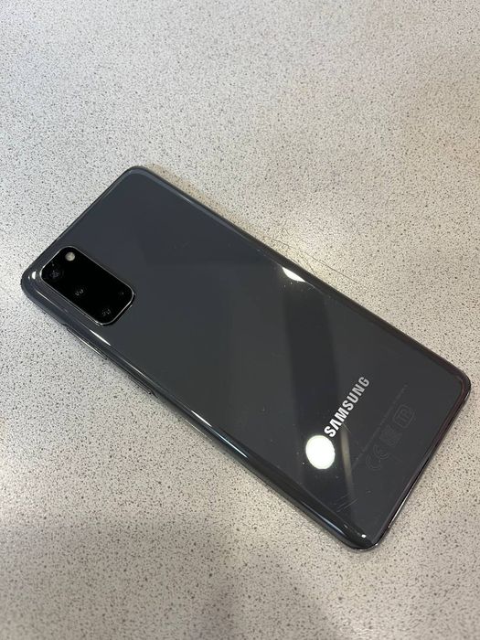 Galaxy S20(128gb) жақсы жағдайда