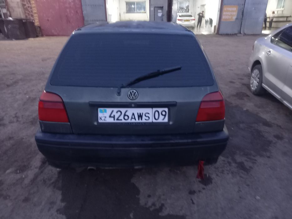 Голф 2 1.8 моно 1994г
