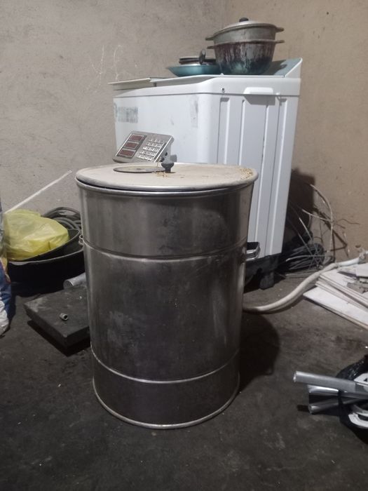 Нержавка бочка ва козонла сотилади