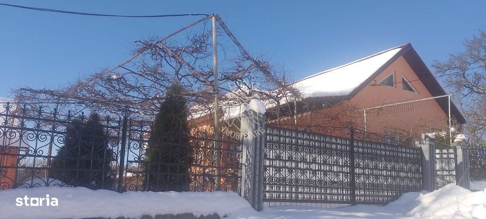 Casa Renovata 115 mp-teren 1,5 Ha-Sat Mires, 15 km de Beclean, Nasaud