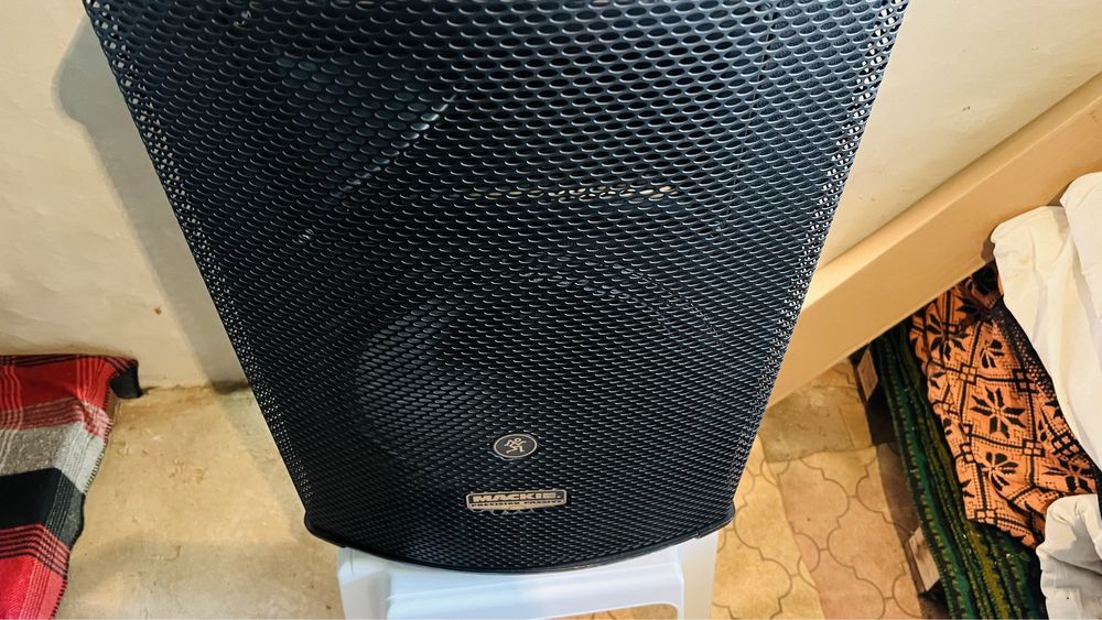 Mackie s215 Маки