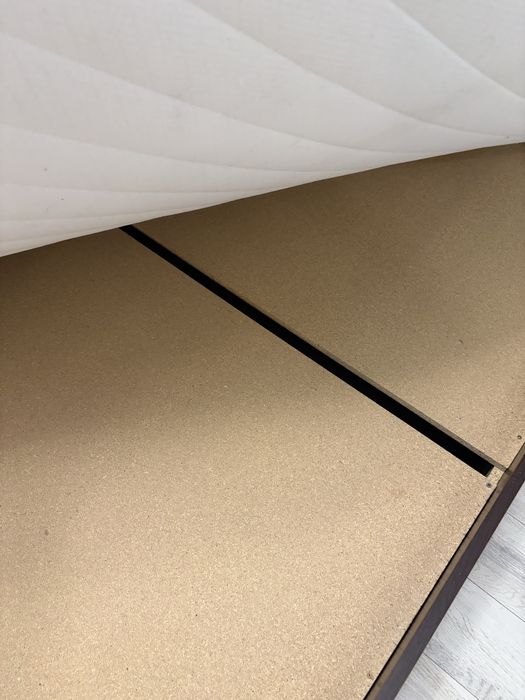 Saltea 160x200 cm , cu pat