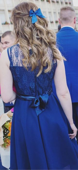 Официална рокля до коляното