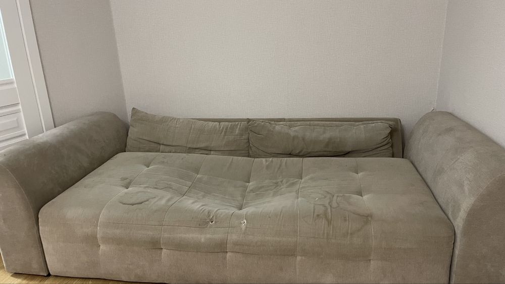 Диван мягкий для гостиной