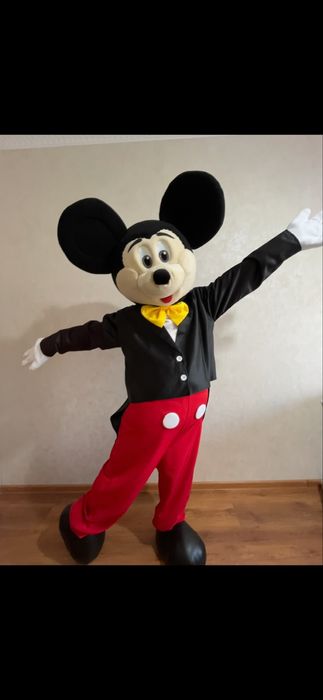 Продам костюм аниматора «Микки Маус»