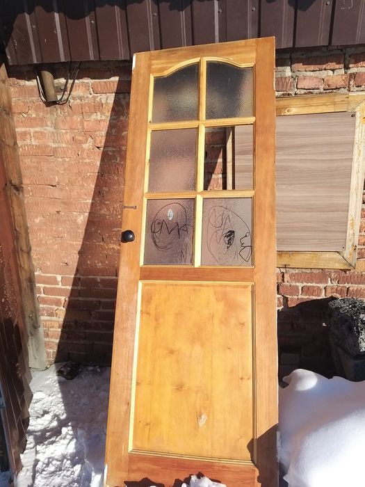 Продам двери б/у