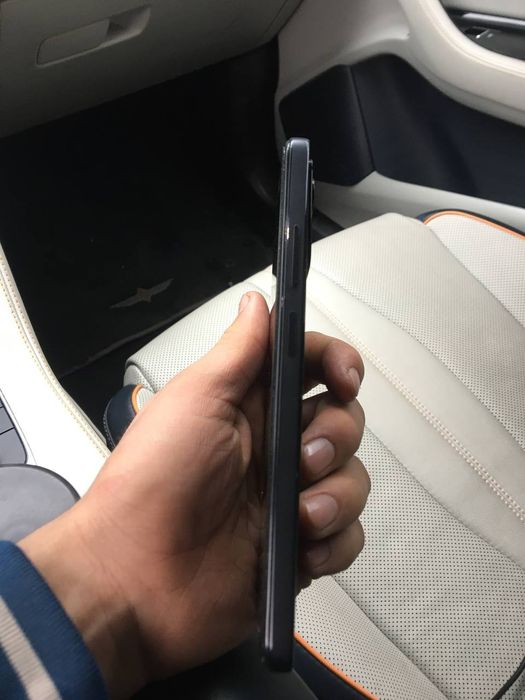 Pocox4 pro.   5G