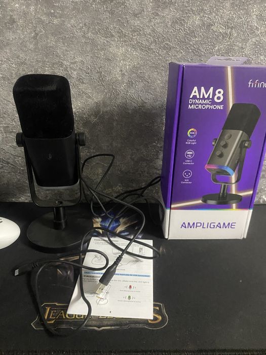 Продам микрофон фифаин Ам8