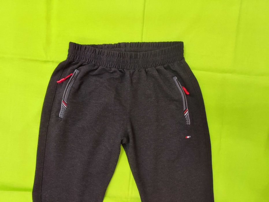 Мъжки спортни долнища