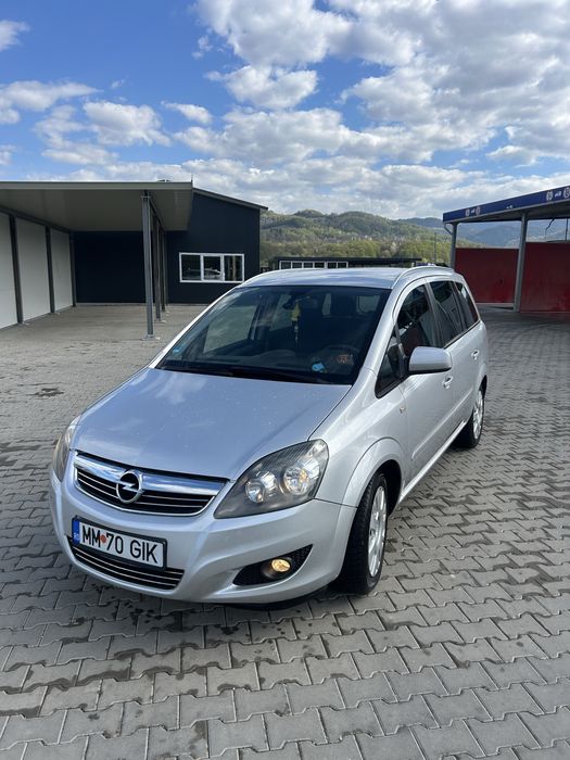 Opel Zafira 2012